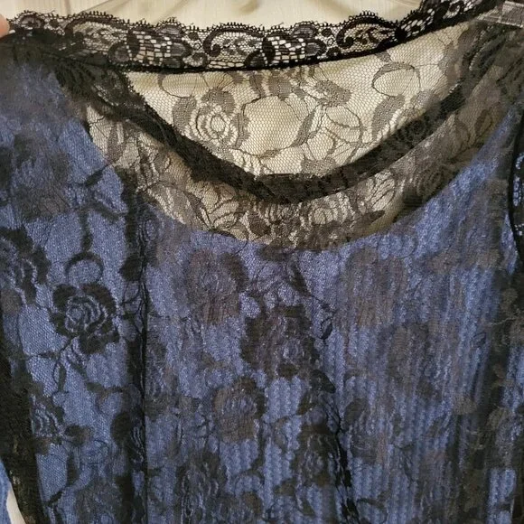 Camisa Blue knot-front off-shoulder tunic and sheer lace Tank Size: Medium NWT - Picture 9 of 14